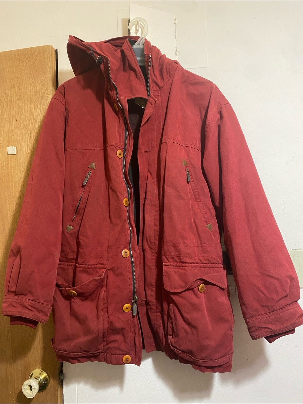 L.L. Bean Men's Hooded Puffer Jacket -Burgundy Open to Offers!